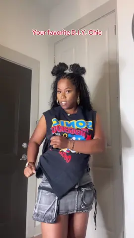 Just do it yourself✂️……  #fyp #DIY #graphictees 