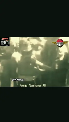 #fyp Evakuasi Pengangkatan Jenazah Pahlawan Revolusi korban dari Kebiadaban Gerombolan Gerakan30 September PKI, Evakuasi Pengangkatan Jenazah dipimpin langsung oleh Pangkostrad Mayjend Soeharto dilubang Buaya.( Oktober 1965)