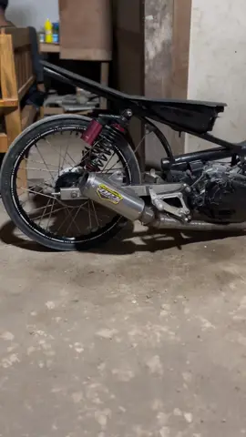 sak enek e sek                              #fyp #fypage #foryou #fypシ゚viral #masukberanda #masukberandafyp #sleepengine200 #5tp 