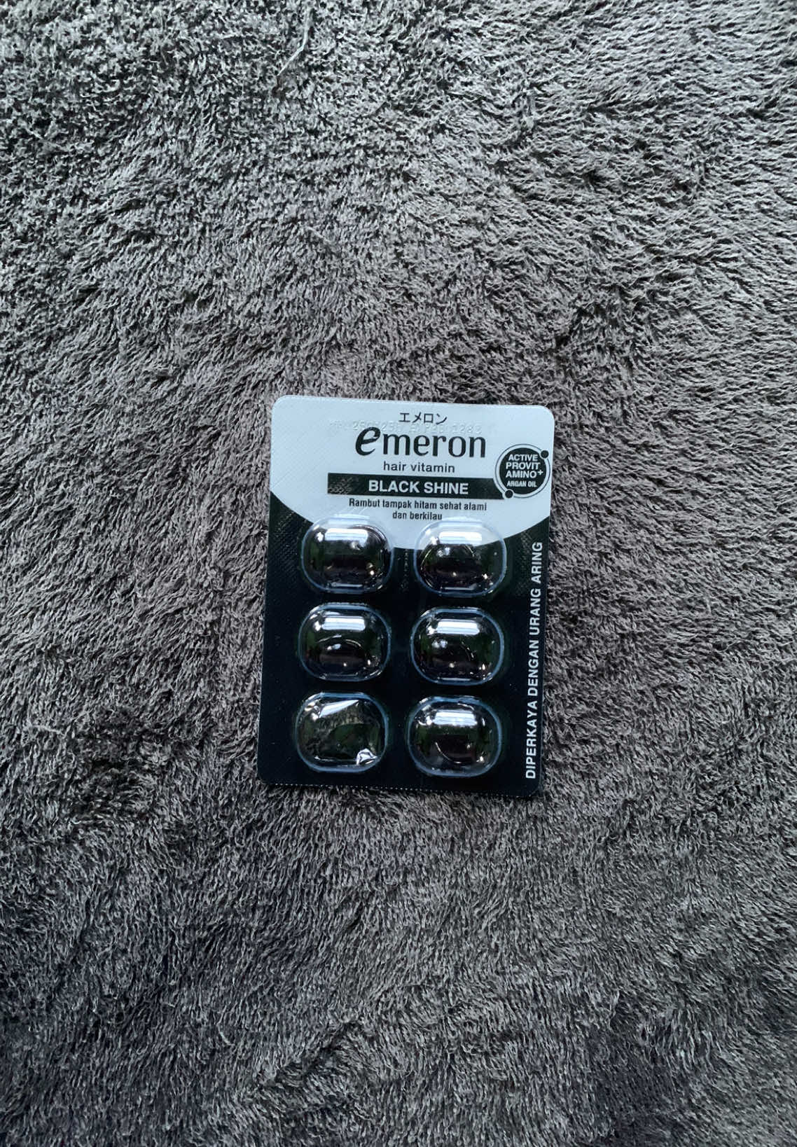 Yang punya permasalahan di rambut, in solusinya 👍🏻👍🏻👍🏻👍🏻#vitaminrambut #emeron #hairvitamin 