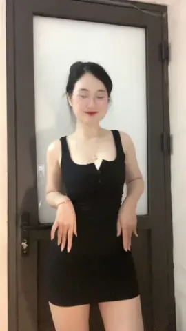Nghe bài này nhớ mùa đông , mà mua đông thì lại 1 mình 🥹