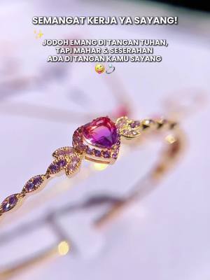 Kalo kamu cowok dan video ini lewat di FYP kamu, ini tandanya kamu WAJIB beli satu set perhiasan ini buat mahar. Buat yang cewek, coba tag pasanganmu di komen! 😉 #semarnusantara #tokoemas #emasasli #perhiasan #jewelry #jewellery #fyp #foryoupage #antingemas #earrings #gelangemas #bangles #cincinemas #goldrings #kalungemas #necklaces #mahar #koleksiemas 