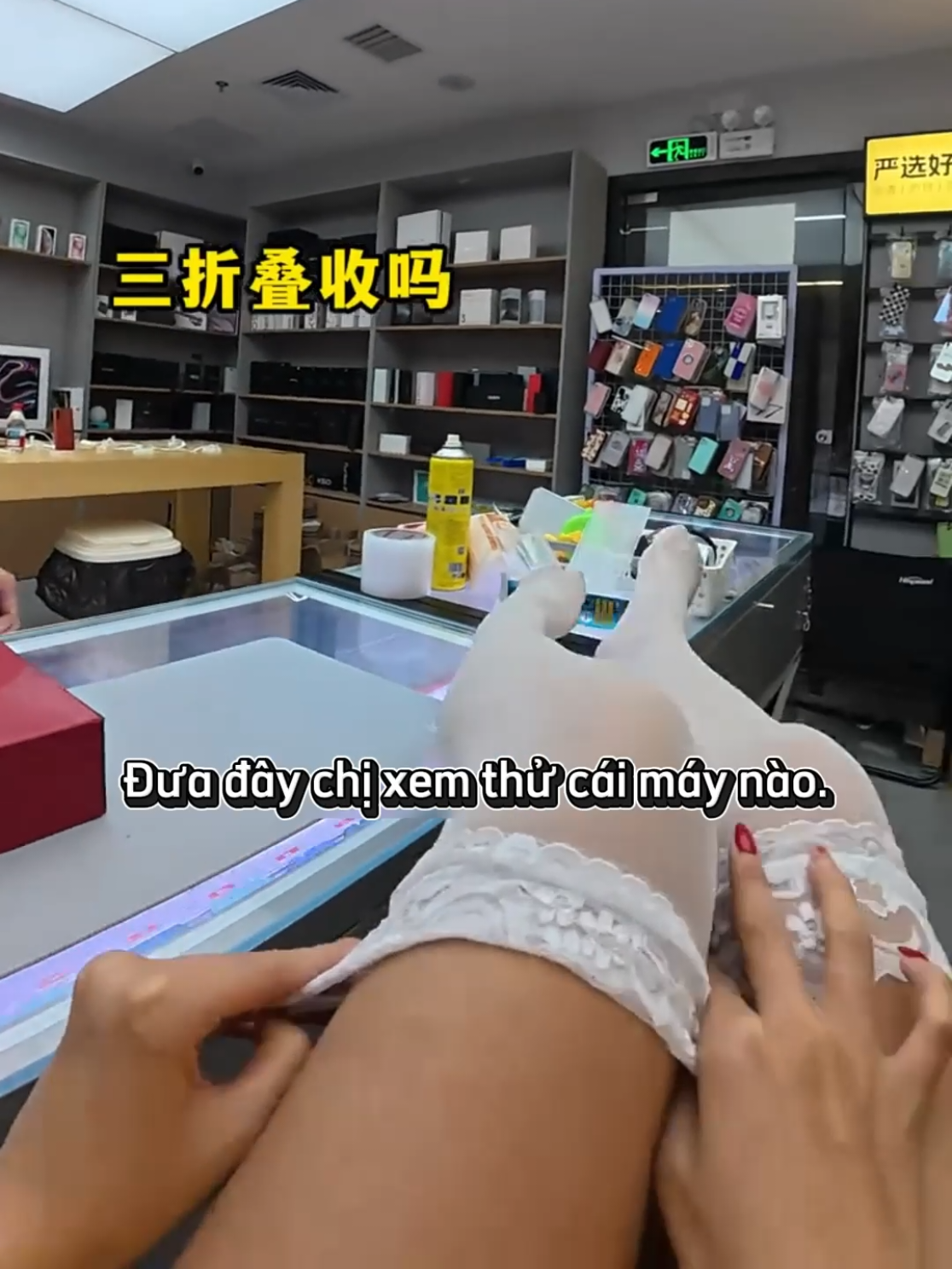 Từ máy gập flex về luôn combo Apple full set. Gọn gàng mà vẫn đẳng cấp 💼🍎 #iphone #xuhuong #dienthoai #fyp #apple #iphonecu #congnghe #douyin #tiktokgiaitri