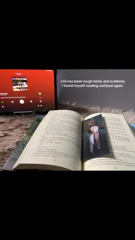 book heals🫶📚#fypシ #4u #BookTok #books #wattpadstories #beeyothch #xyzbca 