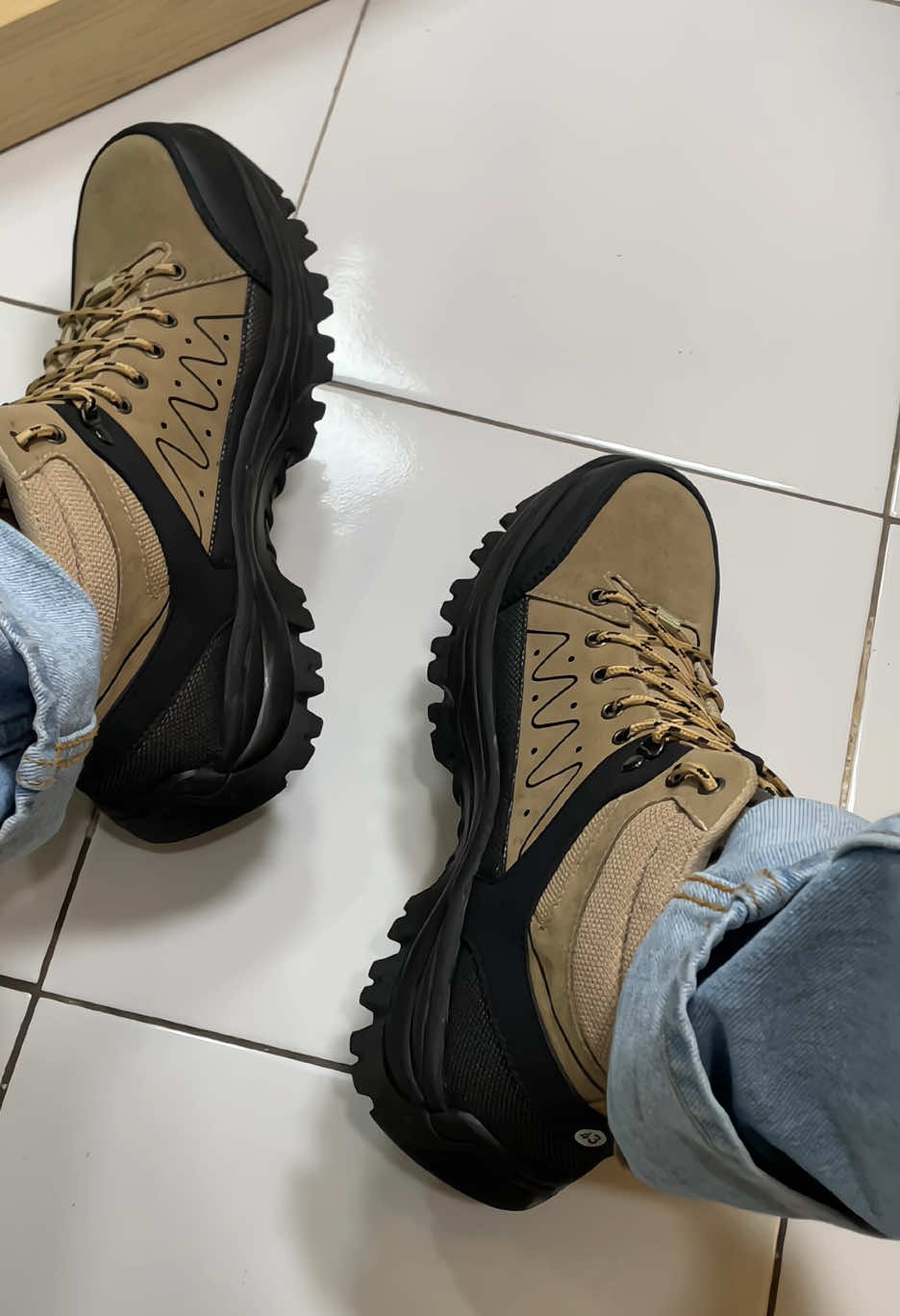 Sepatu Safety Boots Pria Hiking Industri Rionz Rodri Cream Original Best Seller Brand Lokal Bandung #sepatuboots #sepatupria #asli #merektiktok #fyp 