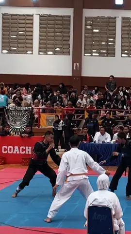 bahagia itu ketika coach duduk sambil angguk”     #silat #smi #ipsi #atlet 