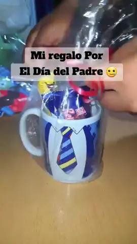 Día del padre 😂😂😂😂 #Risa 	•	#HumorTikTok 	•	#TikTokComedy 	•	#Chiste 	•	#Sketch#LIVEIncentiveProgram #LIVERewards #PaidPartnership 