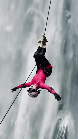 My mom said : hati2 di kota orang, me : 👌😂 #backflip #canyoneering #airterjunilohuuwa #taludaa #gorontalo #capcut #fypシ 