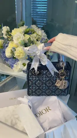 This is my favourite bag how could you not love these crystals 🩵 #fyp #beauty #pourtoi #bagcollection #diorunboxing #unboxinghaul #ladydior #miniladydior #diorbag #crystal #crystals #crystalbag #embroidery #limitededition #bags #bagcollection #aesthetic #pursetok#usa#sqbrandcustomization 
