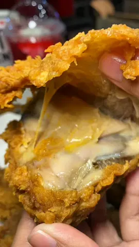 🍗 Mau makan KFC ramean tapi hemat? Bisa! Sekarang cuma 50ribuan udah dapet 3 potong ayam crispy KFC lho, khusus kalau kamu belinya di TikTok! 🎟️ Cara klaim promo KFC TikTok: 1. Klik tag lokasi di video ini 2. ⁠Pilih promo 3 ayam KFC 3. ⁠Cek apakah outlet tersedia di kotamu 4. ⁠Bayar & dapatkan QR voucher 5. ⁠Datang ke outlet KFC & tukarkan Jangan tunggu laper dulu, langsung claim promonya sekarang! 💥 #KFCPromoTikTok #VoucherTikTok #MakanHemat #KFC50rb #AyamCrispyKFC #TagLokasi #jelajahbegah #promomakanliburan 