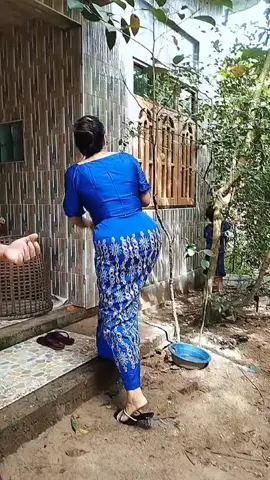 ဒီနေ့တော့ အဒေါ်တွေ မင်္ဂလာဆွမ်းကျွေးလိုက်ဖိတ်ရင်း အဒေါ်ခြံထဲ အသီးစုံခူးပြီးမွှေခဲ့တယ် 🤗🤗🤗 ဩ အယ့်သွားရင်း ကိုယ့်  ဖန် စစ်စစ်တွေ့ခဲ့တယ် သူက ကိုယ့်ကျောင်းနေဘက် အစ်မဝမ်းကွဲ ဘယ်နေ့က ဘာတင်တယ်အကုန်လွတ်ပြောနိုင်တယ် ချစ်ထှာ အဝေရေ 😁😁