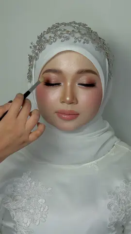 Canvas : @ftrahn  ****************************** FREELANCE MAKEUP ARTIST . For booking & inquiry : Whatsapp/Call +0177144300 . ◾️ Follow my Facebook/Twitter/Instagram #makeupbysyazabakri - #mua #muajohor #muajb #mekapjb #mekapjohor #muatiram #makeupdinner #makeupartistjb #weddingjb #makeupartistjohorbahru #johorbridal #jdt #jomkahwin #muajohorbahru #muaperempuan #mualarkin  #makeupmanis2 #mekapmanis2 #makeuptunang #makeupmurah #mekaptunang #mekapevent #makeupevent #makeupjb #makeupjohor #muanusajaya #muaiskandarputeri #muagelangpatah #muaperling 