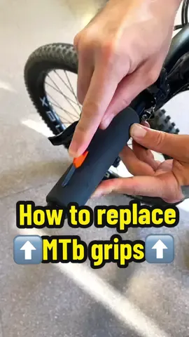 🇺🇸How to turn your MTB into the American bike🚲🗽 #allmountainstyle #mtb #enduro #downhill #cycling #bikelife #freeride #4thjuly #USA #unitedstates #america 