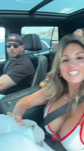 He may have got knocked over by a wave 🤣 #daveandjanie #4thofjuly #couplecomedy #Fyp 