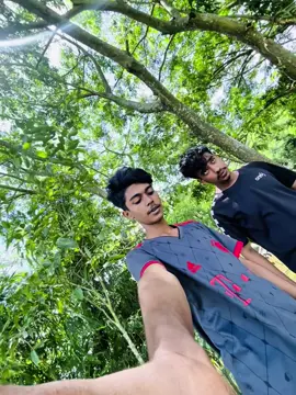 Koto bondhu k deklam 😅🥹#bagaladesh🇧🇩 #viralvideos #fypシ @TikTok Bangladesh @Soju🍷 