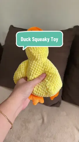 Ayaw na bitawan haha #squeakytoy #dogtoy #furmom #dogs 