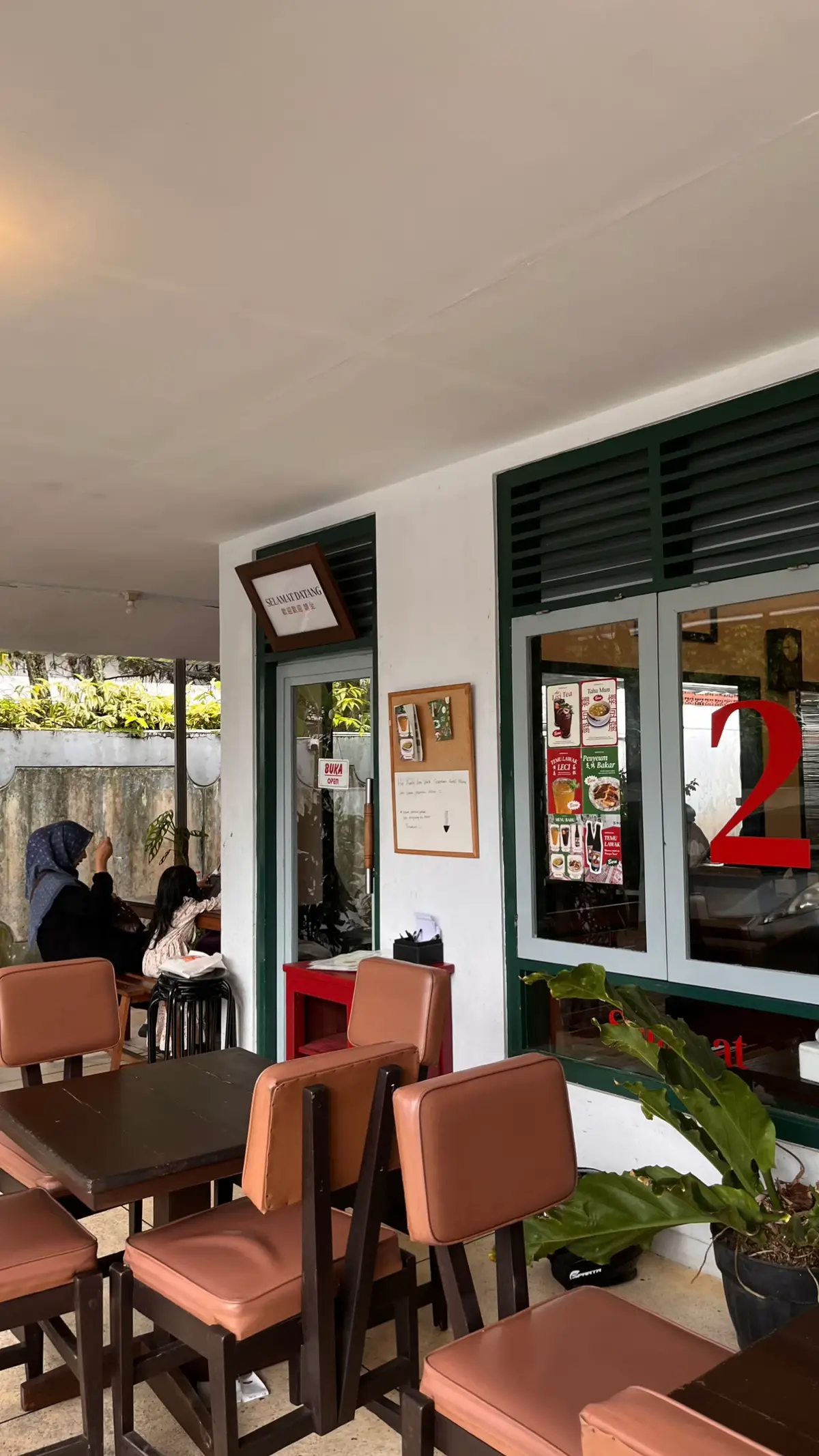 #coffeshop #coffeeshoptasikmalaya #tasikmalaya #tasik #kalcer #cozy #kopitiam 