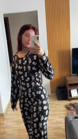 De verdade vale muito a pena esse pijama.. uma fofura 