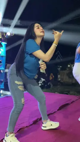 gayeng🥰🥰#mlokrogank #karnaval #patokpicis #karnavalsoundsystem #ceksound @KJI PARTY AUDIO @adek cevika 