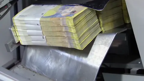 How Money is Printed - 100_ _ 100€ Bill - Inside Banknote factory #banknote #pounds #moneymaking #money #treanding #viralvideos #euro #euromoney 