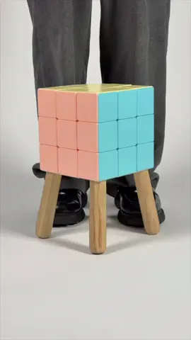 Un tabouret Rubik’s Cube