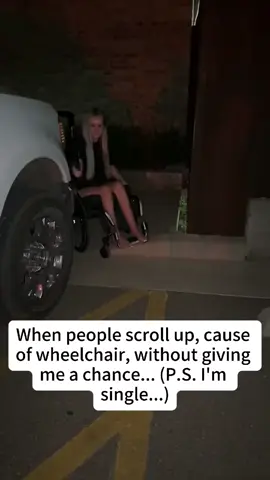 #singlewoman#lonelywoman#fyp#wheelchair#paralyzed#singlelife#singleandreadytomingle 