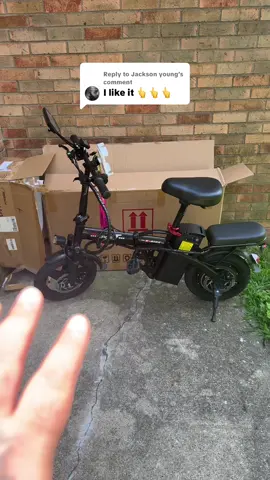 Replying to @Jackson young  yes you can just pedal it like a regular bike if the battery dies, but because it has a range of up to 70 miles that won't happen very often! This ebike has been out of stock for weeks but it's finally back!! It has a top speed of 31 miles per hour and is way cheaper than most e-bikes #ebike #qlaway #bike #bicycle #electricbike #electric #Summer #Outdoors #fun #riding #cycling locc