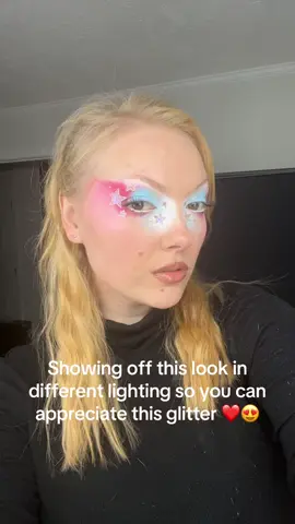 Used @JELLIWINK COSMETICS glitter gelly in shade Dani- use code Nadia20 to save 💰