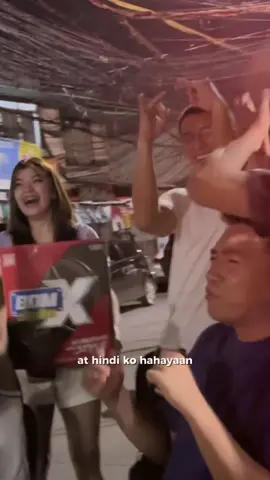 Super deserve!! Happy graduation. I love you Asawa!! 💗 Priceless reaction mo & solid ang suporta ng tropa. #BOMX #PCX160 #pcx160ล้อ17แต่งสวย #BomX 