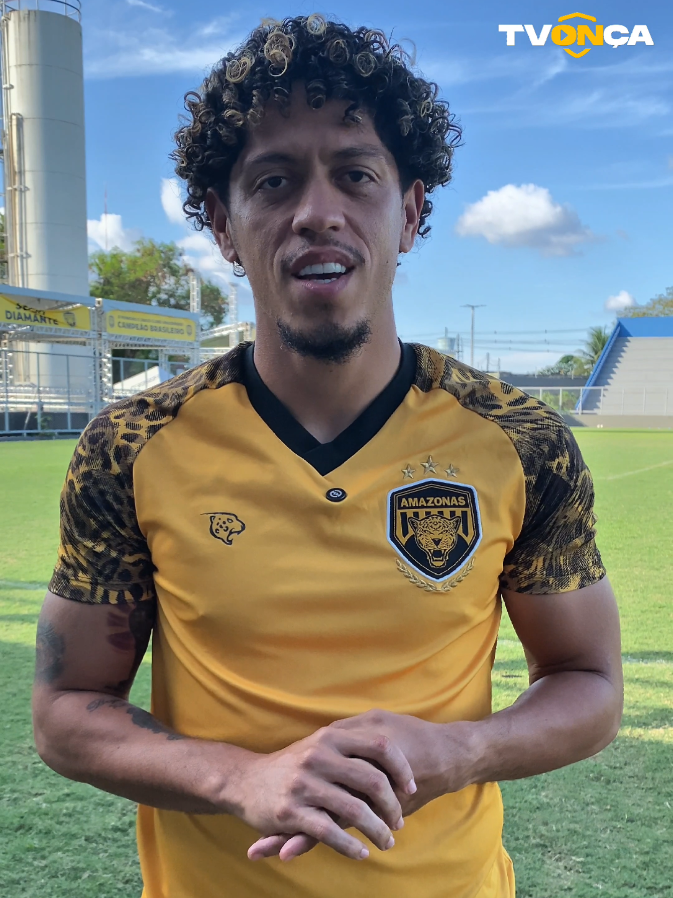 Fala, Robertinho! 🎙🐆 Nosso volante tem um recado pra você, aurinegro! 💪🏽🟡⚫️ #AvanteOnçaPintada #AMFC #SérieB2025 #AMZxCAP 