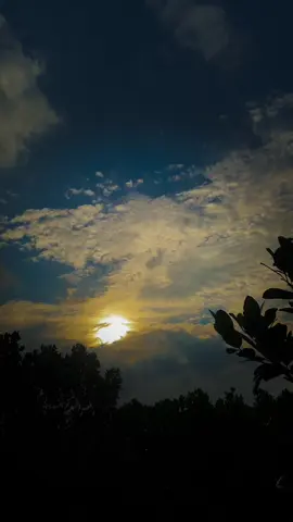 Cho tui xem những tấm hình hoàng hôn của các bạn đi 🥺#viral #fyp #xhuongtiktok #chill #foryou #canhque #hoànghôn 