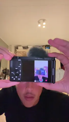 we gaan over iets minder dan 2 weken weg dus jullie kunnen snel leuke videos verwachten☺️ #Vlog #camera #sonyzve10 