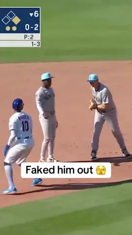 Hate to see it if you’re a #Mets fan, love to see it if you’re a #Yankees fan 😅 #baseball #trick #blooper 