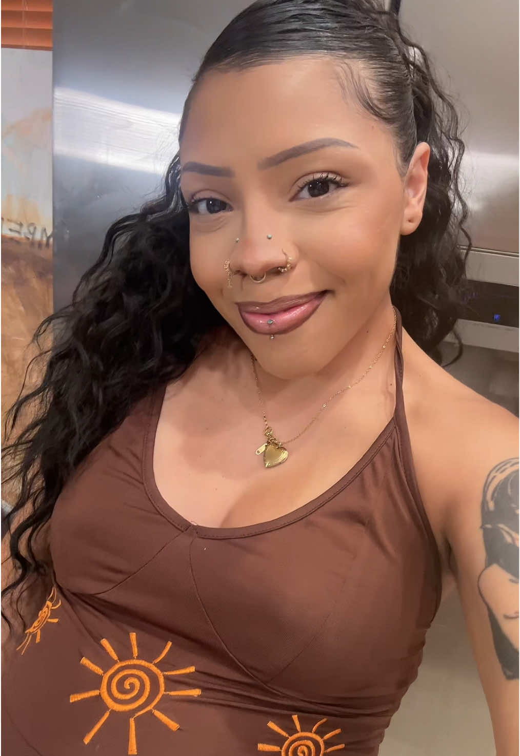 I love this makeup look bc it’s so simple and cutesy #motd #bronzemakeup #summermakeup