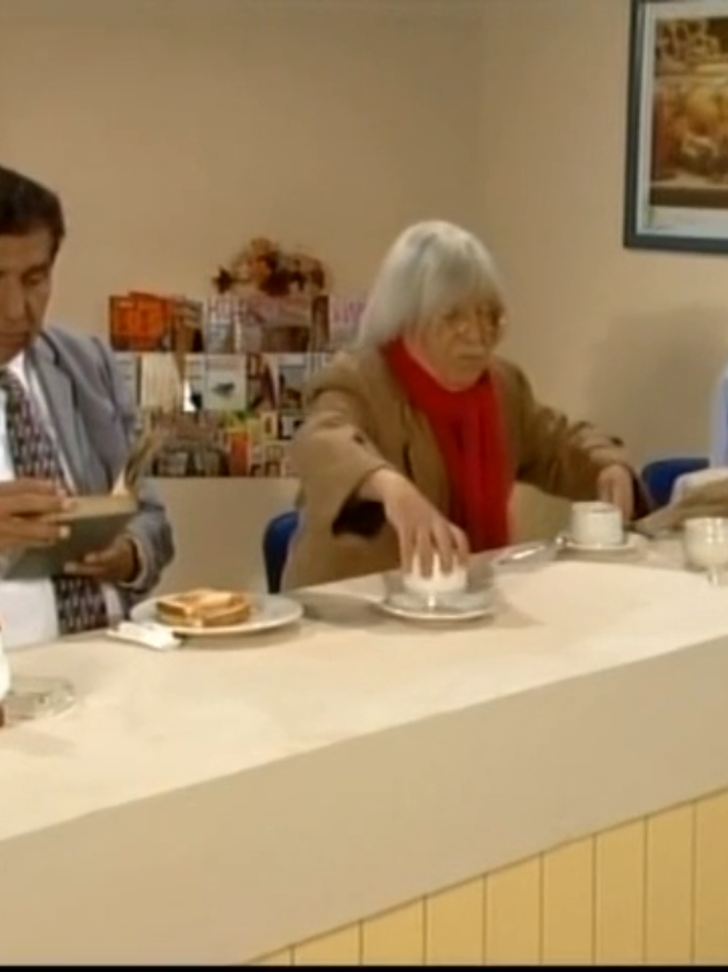 Temporada 1995 episodio N°05 El reloj perdido / La alcancía del Botija #Chespirito #chespiritoporsiempre #elchompiras #drchapatin 