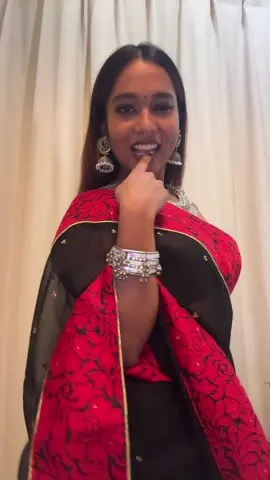 Hehehe I love this #saree #desi #fyp #brown