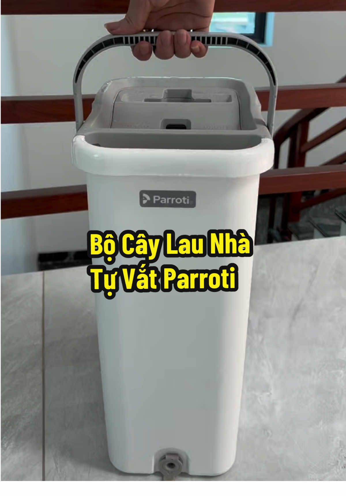 ☘️ Mua về mà thấy ưng quá . Tiếc vì đã không biết mua sớm hơn. Bộ cây lau nhà tự vắt parroti Tiện lợi thật sự . Link tui mua ở đây nha #nhan_9292 #viral #viralvideo #xuhuongtiktok #review #giadungtienich #reviewdogiadung #dogiadung #tienich #danang #parroti #bocaylaunha #bocaylaunhathongminh #bocaylaunhatuvat #bocaylaunha360do #caylaunha #caylautuvat #caylaunha360 #launha #caylaunhaparroti 