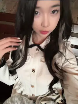 mind u i did my hair n makeup at 5 am💀💀