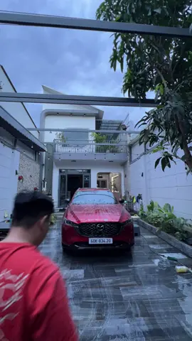Nhìu anh em nói bỏ 100. 200k mang ra tiệm rửa. Chi mà cực vậy.🤭 mấy ae thấy cực chứ mình thì lại thấy rửa xe cũng là 1 cách giải stress. Mỗi người có 1 niêm vui riêng. 👍👍👍#rửaxe #Home #niềmvuimỗingày #xuhuong #tiktok 