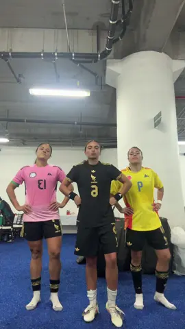 Una de aquí fue obligada y no diremos quién fue😂 #fyp #parati #paratodos #foryou #forall #soccertiktok #divertido 😂