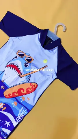 swimsuit holiday buat nemenin anak anak bunda buar berenang makin nyaman dan juga makin happy ya🤩 #swimming #simdres #bajurenangviral #swimsuit #viraltiktok #fyppppppppppppppppppppppp #swimmingpool #holiday 