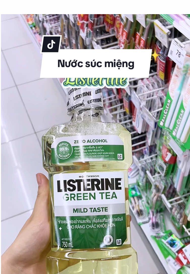 Nước súc miệng này dùng xong thơm miệng,diệt khuẩn,giảm các vấn đề về răng miệng cực tốt nha🦷🦷#thanhmaireview #chamsocrangmieng #nuocsucmieng #listerine #review #CapCut 