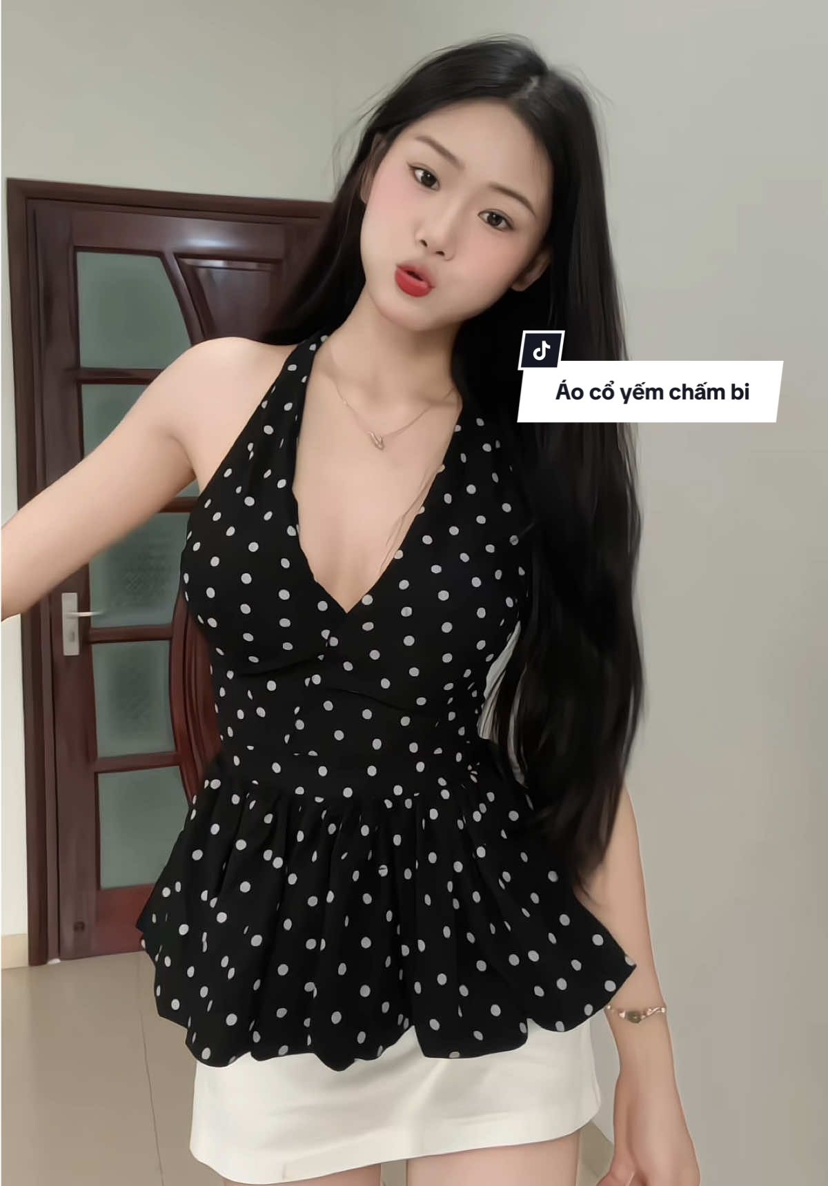 Xinh lắm các bà ưi 🎀#viral #xuhuong #aohottrend #aokieuhottrend #xuhuongvideo #thoitrangnu #foryou #aocoyembuocday 