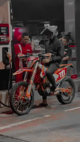 sehat” selalu motorku☺️ #ktm #fyppppppppppppppppppppppp 