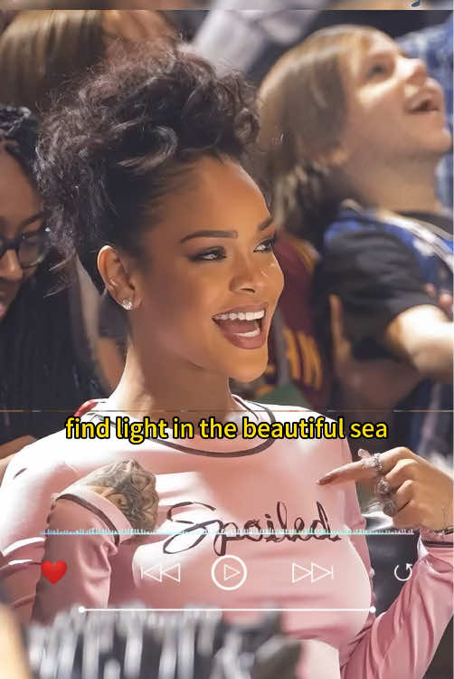 Rihanna 'Diamons' Live Victoria's Secret Fashion Show 2012 #rihanna #diamond #diamonds #victoriassecret
