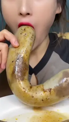 #fyp #asmr #mukbang #asmrsounds #lovemukkwaii #bloodsausages #asmrfood #asmrtriggers #spicy #foodies #foodtiktok 