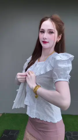 สาวงามของเมืองใต้💖💖💖#เสื้อลูกไม้สวยๆ #งานบุญงานบวช #ชุดเข้าพรรษา #ฟีดดดシ 