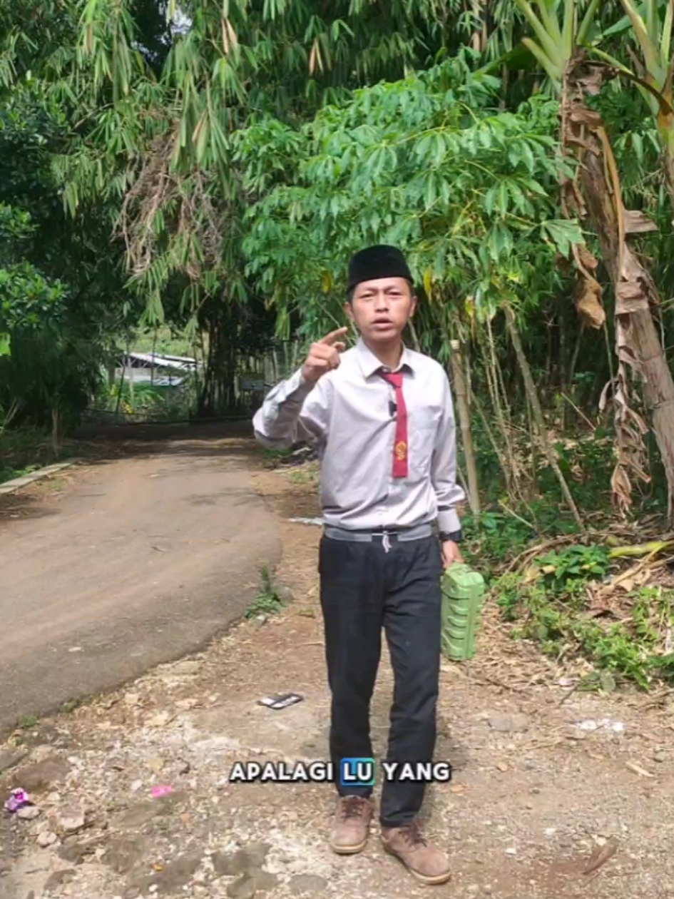 Korupsi Demi Judi Online #reels #fyp #viral #kontenhiburan #komedisatir #trending #ngakak #lucu #ceo #hiburan #gokil #Koruptor #stopjudionline #stopjudi 