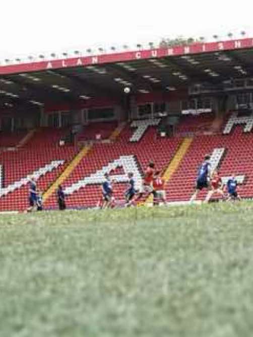 We’re still accepting applications to join our Post-16 Football and Education Academy! ⚽🎓 Check out the video for a full rundown of what the programme offers, with pre-season just around the corner. 🔜  More information about how to apply can be found via the link in bio. 🔗  #charlton #cact #cafc #post16education #selondon #kent #greenwich #cafc #gcses #football 