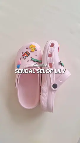 sendalnya dipakai nge mall juga oke nih.. #sendalselop #limitless #sendalkodok #sendallimitless #jibbitz #sendalkaret #sendalsantai #limitlesssendalwanita #4u #foryou #tiktokshopindonesia #guncang77 